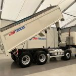 Volvo FM 410 8×4 Sleeper Cab Tar Spec Tipper - thumbnail