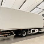 Mercedes Actros 1824 4×2 Sleeper Cab Fridge Box - thumbnail