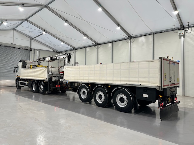 Volvo FM 450 Dropside Brick Grab Drawbar