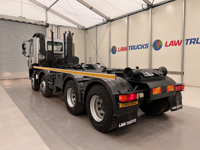 DAF CF85 410 8×4 Day Cab Hookloader Manual