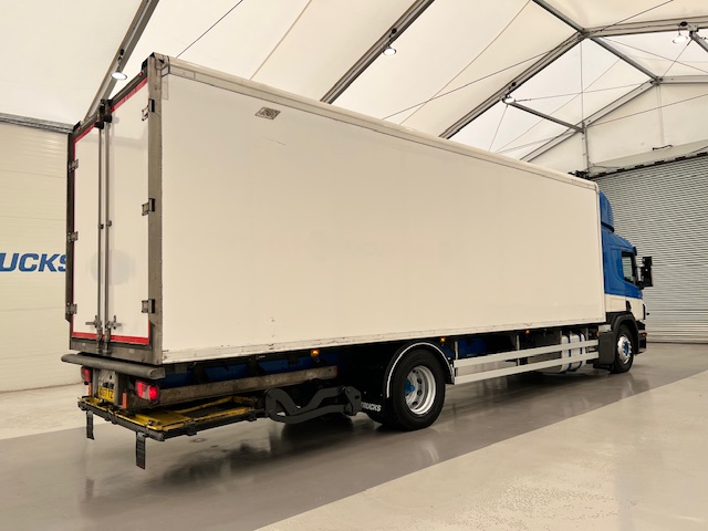 Scania P250 4×2 Sleeper Cab Fridge Box