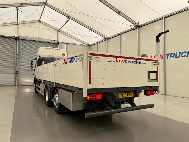 DAF CF 440 6×2 Sleeper Cab Dropside Drawbar Spec