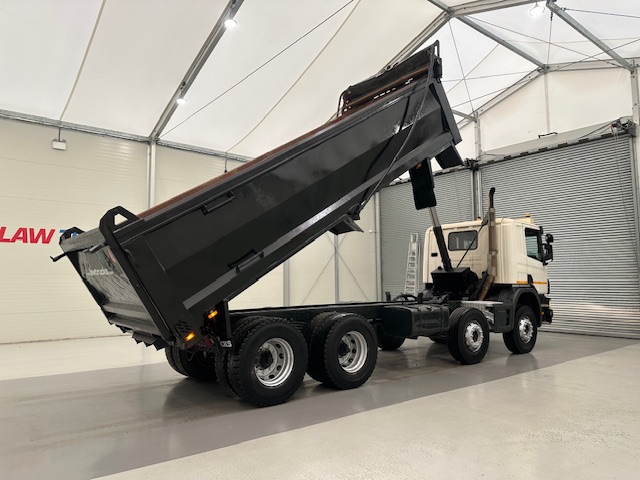 Scania P360 8×4 Rest Cab Steel Tipper
