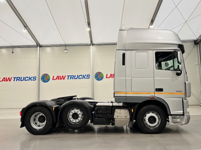 DAF XF105 460 6×2 Super Space Cab Tractor Unit