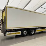 Mercedes Antos 2532 6×2 Rear Lift Day Cab Fridge Box - thumbnail