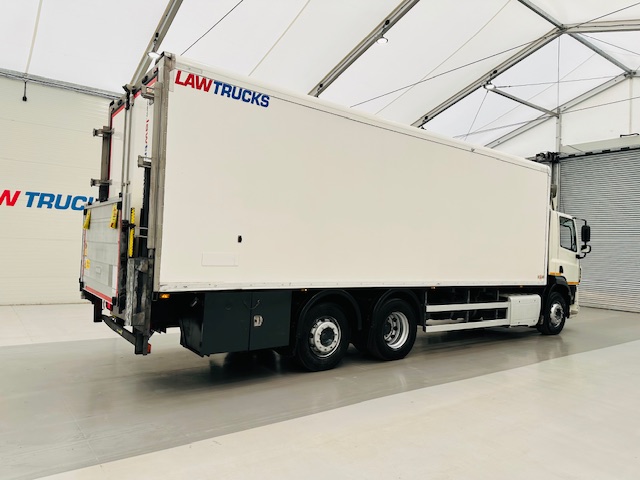 DAF CF 290 6×2 Rear Steer Fridge Box