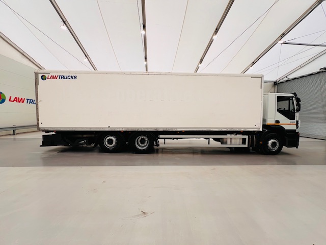 Iveco Stralis 310 AT Euro 6 6×2 Box Van