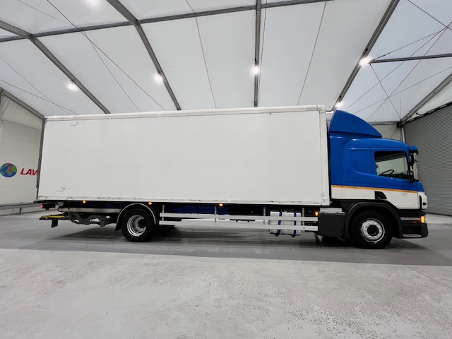 Scania P250 4×2 Sleeper Cab Fridge Box