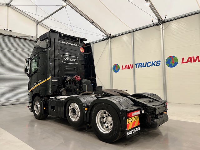 Volvo FH16 750 6×2 Midlift Tractor Unit