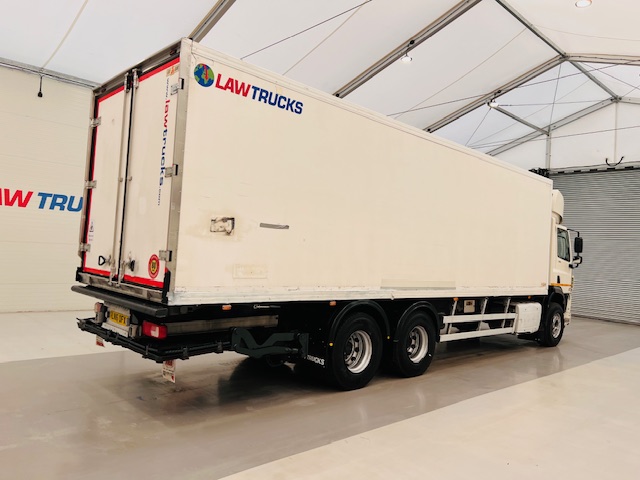 DAF CF 330 6×2 Rear Lift Fridge Box