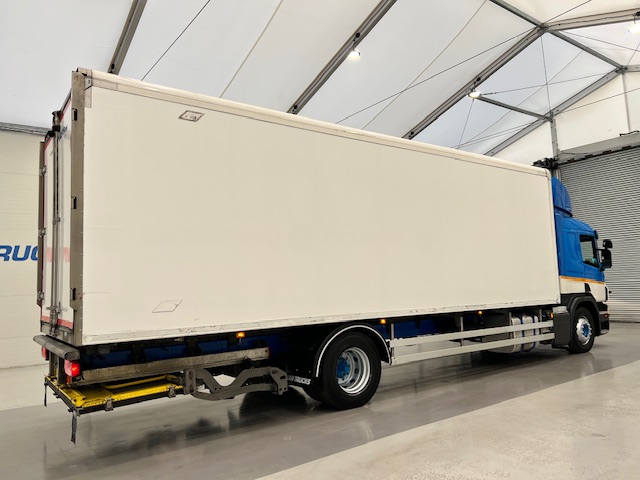 Scania P250 4×2 Sleeper Cab Fridge Box