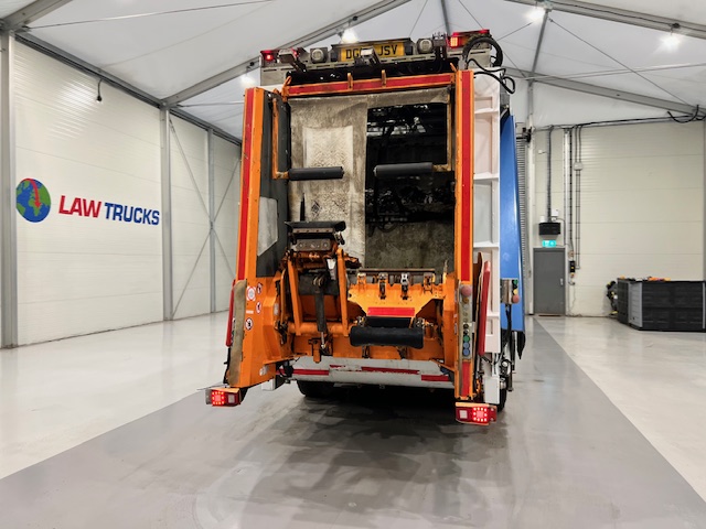 Mercedes Econic 2630 6×2 Refuse Bin Lorry