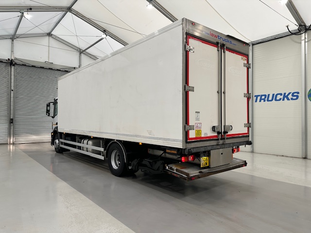 Mercedes Antos 1827 Day Cab Fridge Box