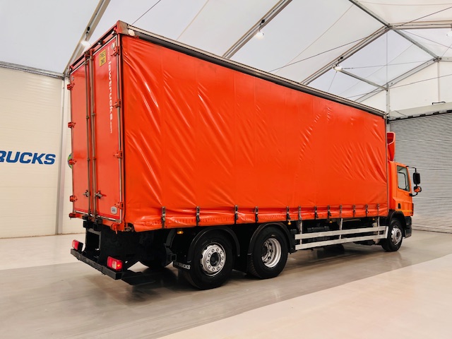 DAF CF75 310 6×2 Rear Lift Day Cab Curtainsider