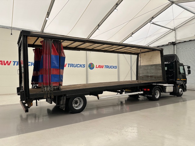 DAF LF 260 4×2 Urban Tractor Unit Trailer