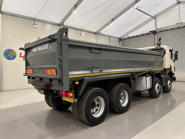 Scania P400 8×4 Rest Cab Steel Tipper