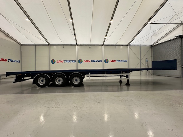 SDC Tri Axle Flatbed Trailer