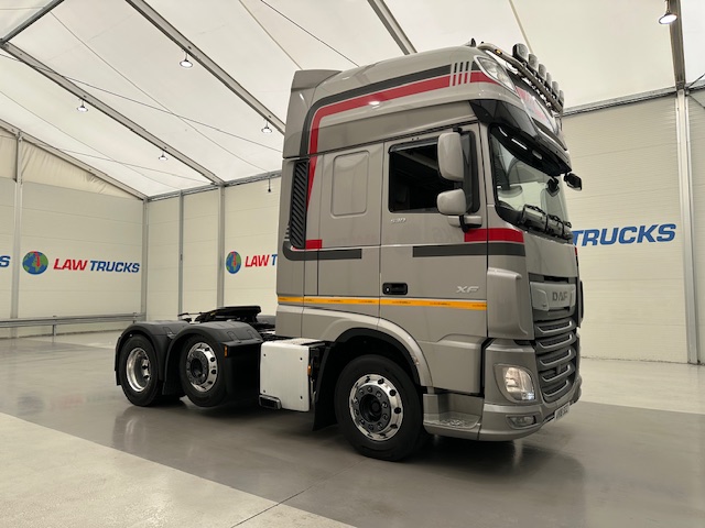 DAF XF 530 6×2 Midlift Tractor Unit