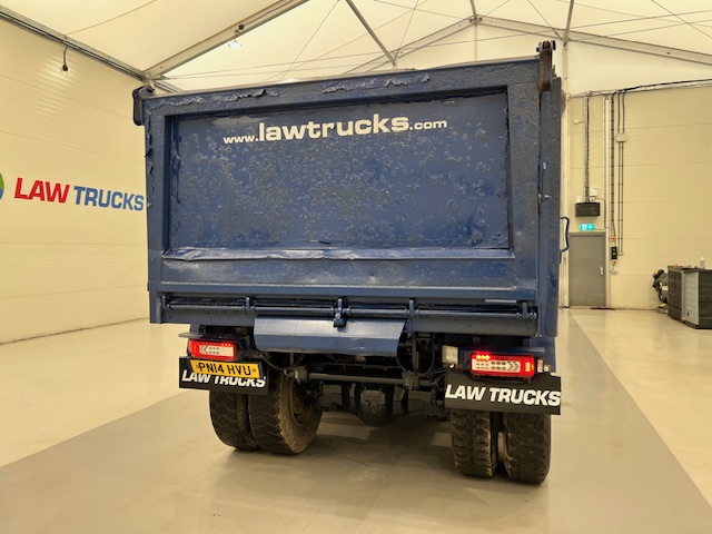 Volvo FM 410 8×4 Day Cab Steel Tipper