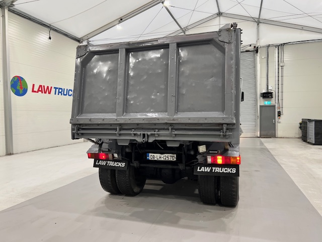 Volvo FM 400 8×4 Day Cab Tipper