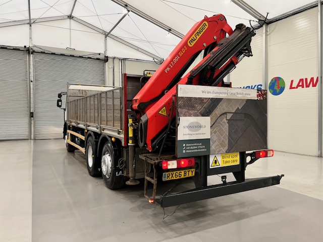 Renault C320 6×2 Day Cab Dropside with Crane