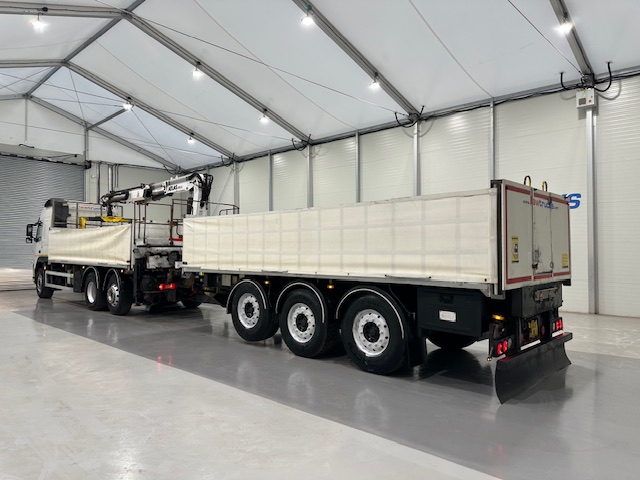 Volvo FM 450 Dropside Brick Grab Drawbar