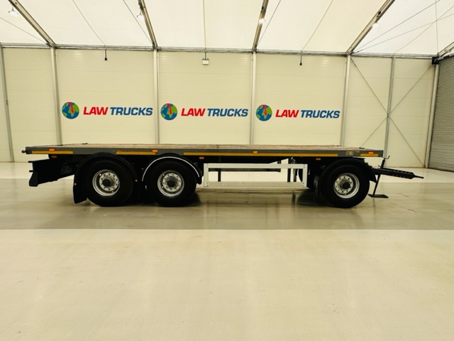Fruehauf  Tri Axle Flatbed Drawbar Trailer