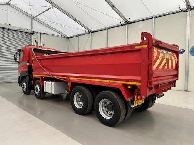 Hino 3241 700 8×4 Sleeper Cab Steel Tipper