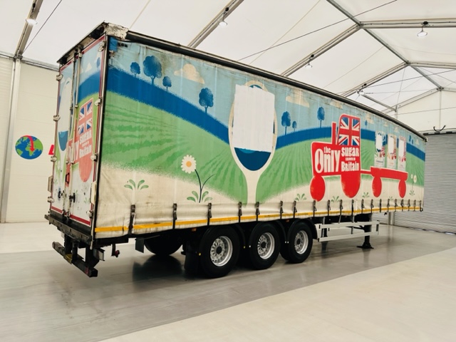 Don Bur Tri Axle 4.40m Curtainsider Trailer