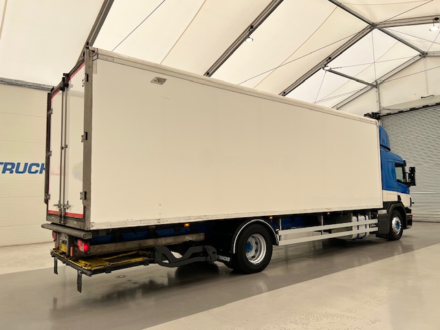 Scania P250 4×2 Sleeper Cab Fridge Box