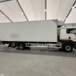 MAN TGS 26.320 6×2 Sleeper Cab Fridge Box - thumbnail