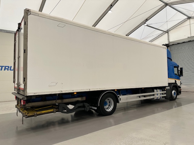 Scania P250 4×2 Sleeper Cab Fridge Box