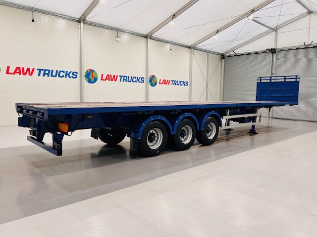 SDC Tri Axle PSK Extendable Flatbed Trailer