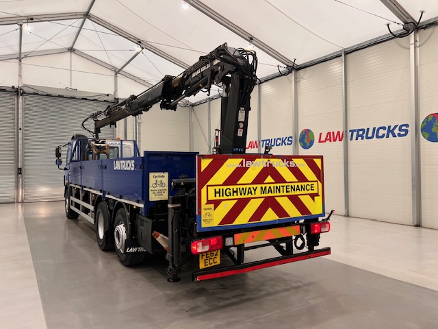 DAF CF75 310 Day Cab Dropside Brick Grab