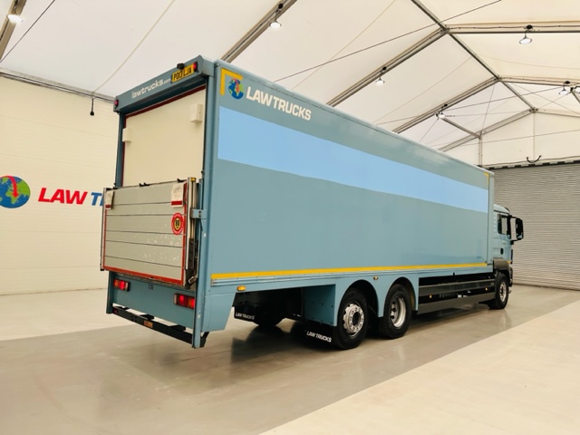 MAN TGS 26.360 6×2 Sleeper Cab Box Van