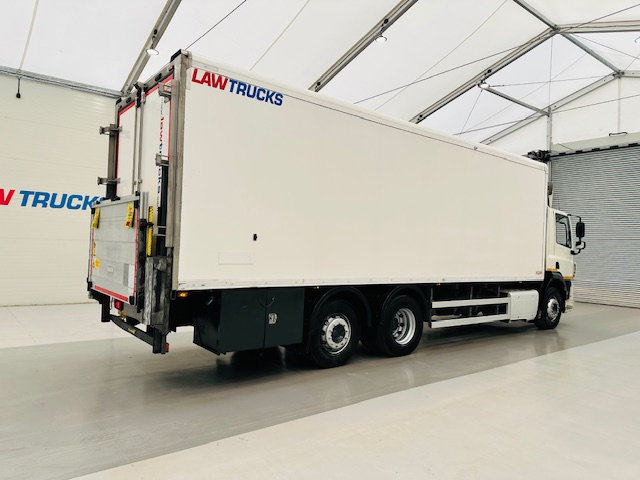 DAF CF 290 6×2 Rear Steer Fridge Box
