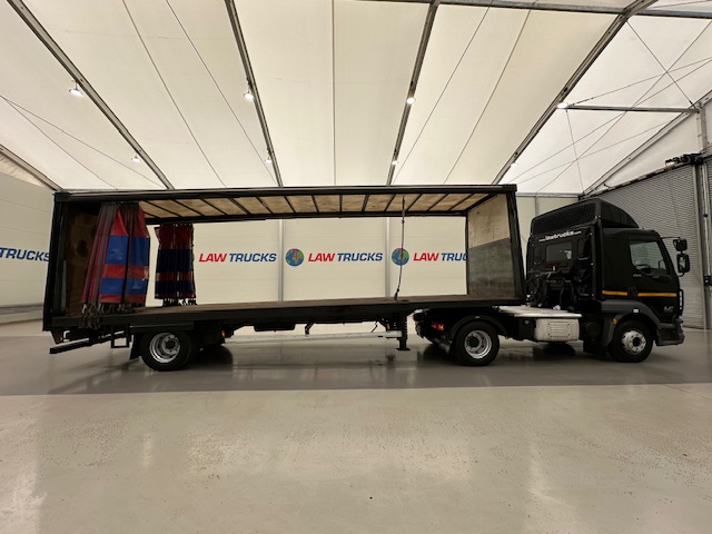 DAF LF 260 4×2 Urban Tractor Unit Trailer