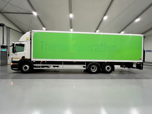 Scania P280 6×2 Rear Lift Day Cab Fridge Box