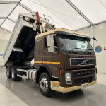 Volvo FM9 300 6×4 Sleeper Cab Tipper Manual - thumbnail