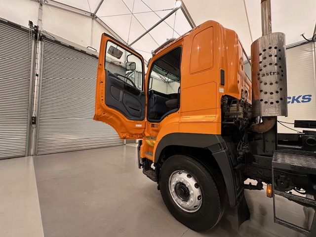 Hino 700 3241 8×4 Cement Mixer