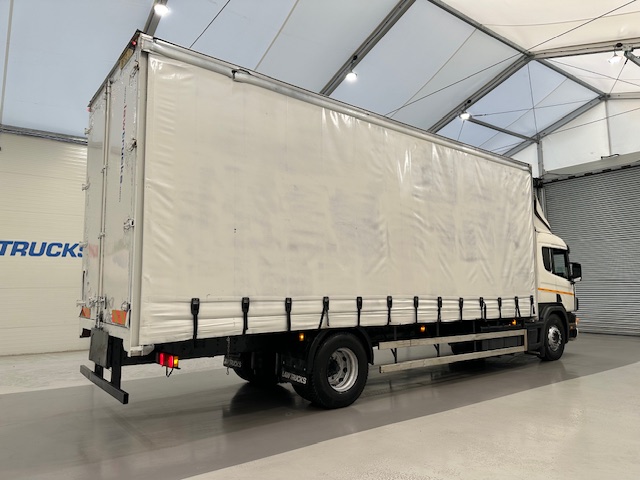 Scania P94 230 Sleeper Cab Curtainsider