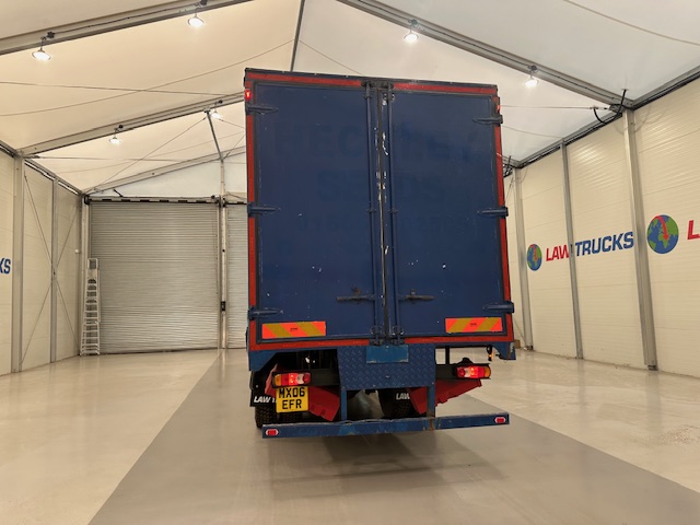 DAF CF65 220 Sleeper Cab Curtainsider Manual