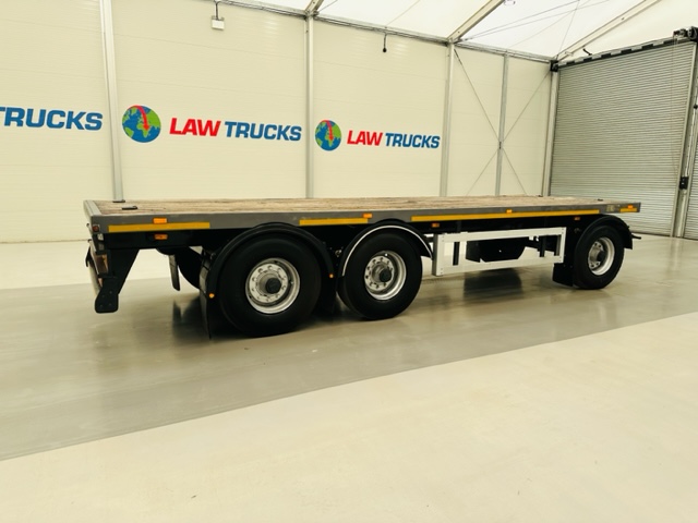 Fruehauf  Tri Axle Flatbed Drawbar Trailer