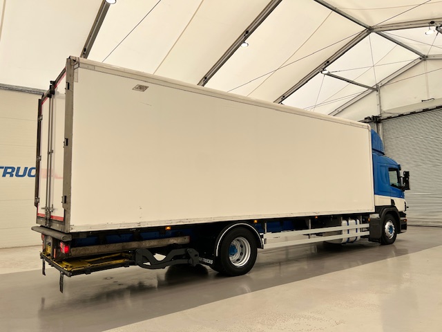 Scania P250 4×2 Sleeper Cab Fridge Box