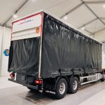 Volvo FM9 260 10 Tyre Sleeper Cab Curtainsider - thumbnail