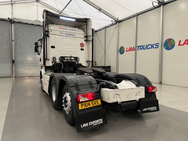 Scania R450 6×2 Rear Lift Highline Tractor Unit PTO