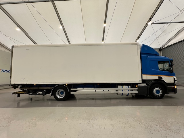 Scania P250 4×2 Sleeper Cab Fridge Box