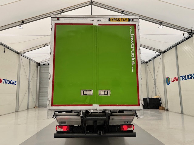 Scania P280 6×2 10 Tyre Rear Lift Curtainsider