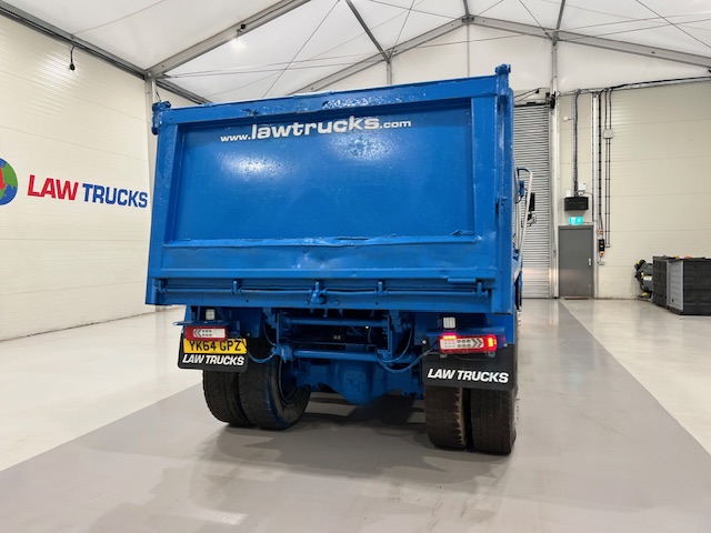 Volvo FMX 410 8×4 Day Cab Steel Tipper