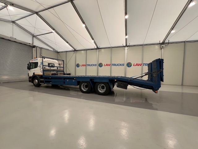 Scania 114 340 6×2 Sleeper Cab Beavertail